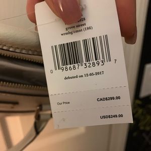 kate spade Bags - Kate Spade Small Dome Crossbody Purse kate spade Bags - Kate Spade Small Dome Crossbody Purse